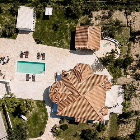 Villa Ellania Ambelokipoi  Extérieur photo