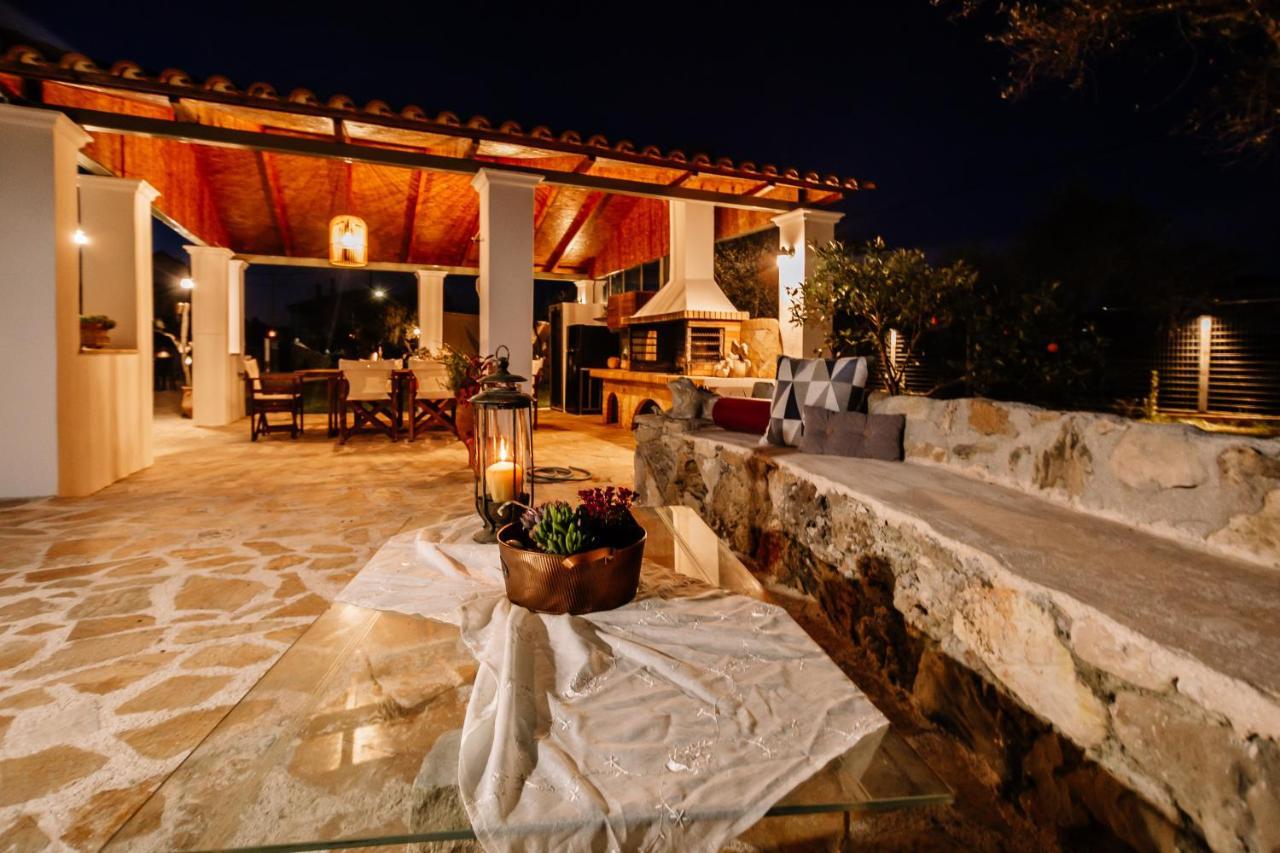 Villa Ellania Ambelokipoi  Extérieur photo