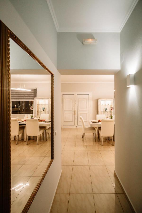 Villa Ellania Ambelokipoi  Extérieur photo