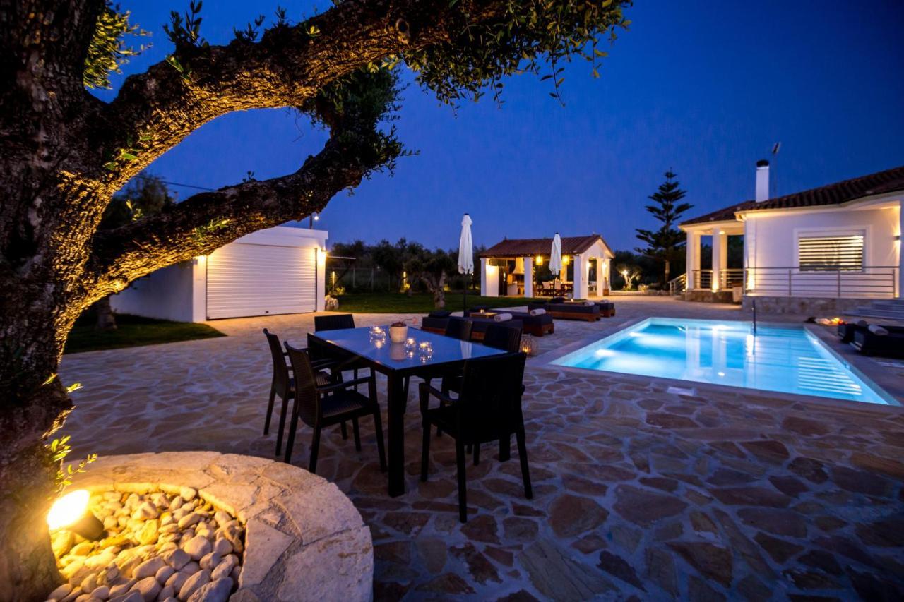 Villa Ellania Ambelokipoi  Extérieur photo